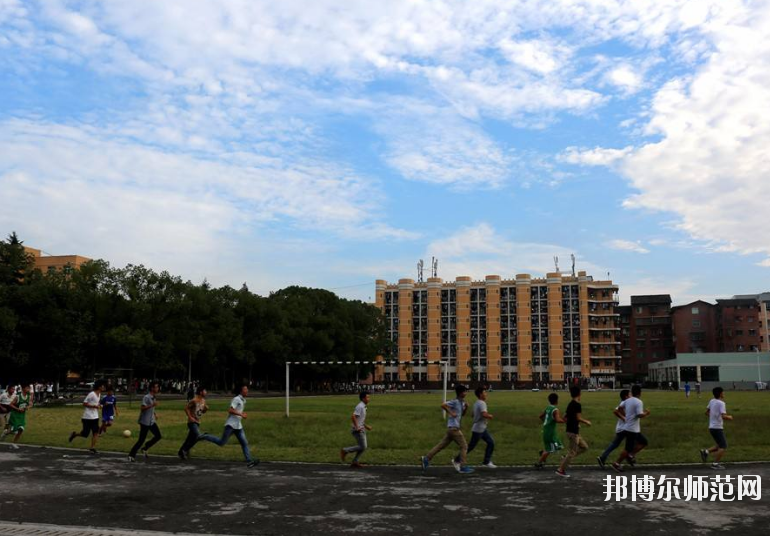 達(dá)州工貿(mào)幼兒師范職業(yè)技術(shù)學(xué)校2020年招生辦聯(lián)系電話