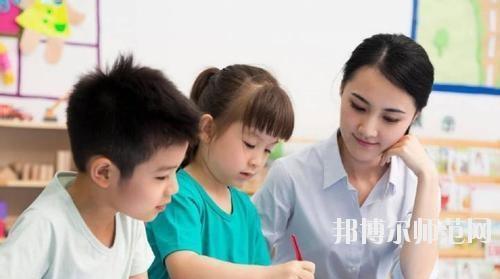 幼師學校什么專業比較好