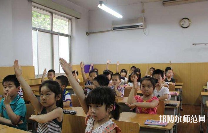 廣州2020年現在的幼師學校什么專業好