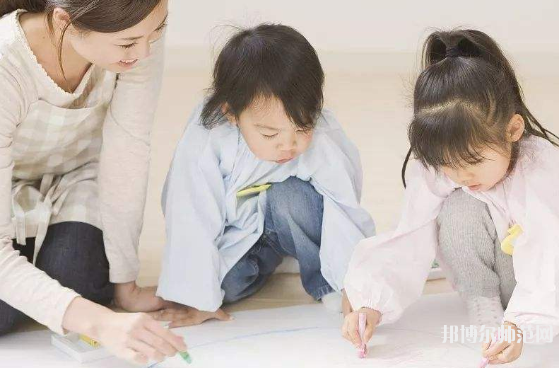 十堰2020年讀幼師學校讀什么專業好