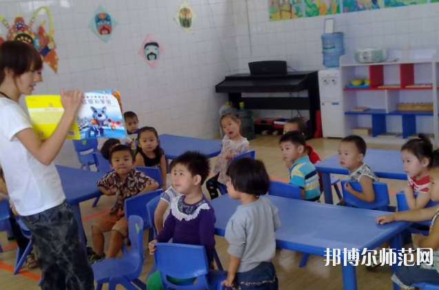 白銀2020年初中生報什么幼師學校最好