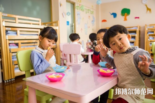 六盤水2021年有哪些幼師學校比較好