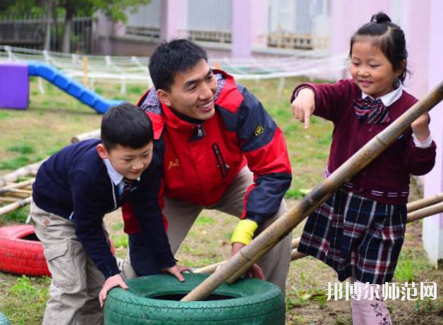 保定2021年男生初中畢業上幼師學校