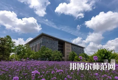 2023年華東師范大學排名 