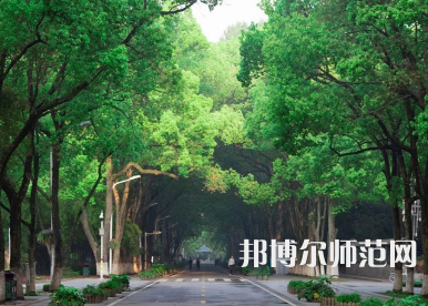 2023年華中師范大學(xué)報(bào)名條件、招生對象