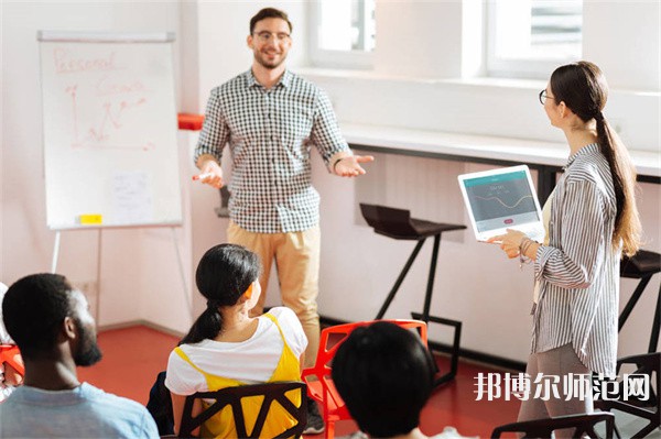 鎮原興華幼師職中介紹、地址